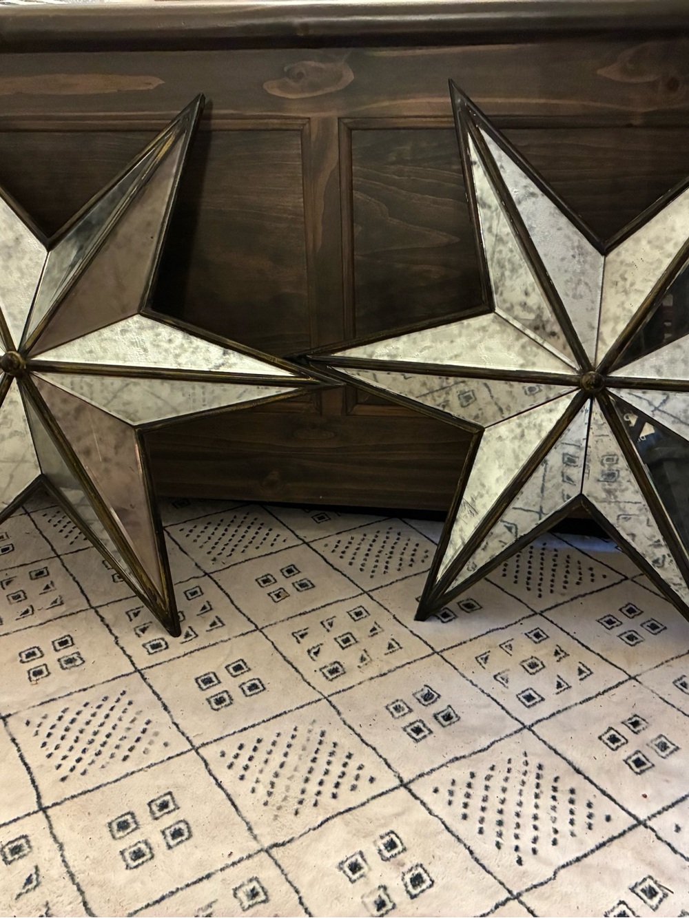 Antique-Style Mirrored Star Wall Decor in Silver and Bronze